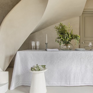 Mille Giverny Naturel Tischdecke von Garnier Thiebaut | Tischdecken